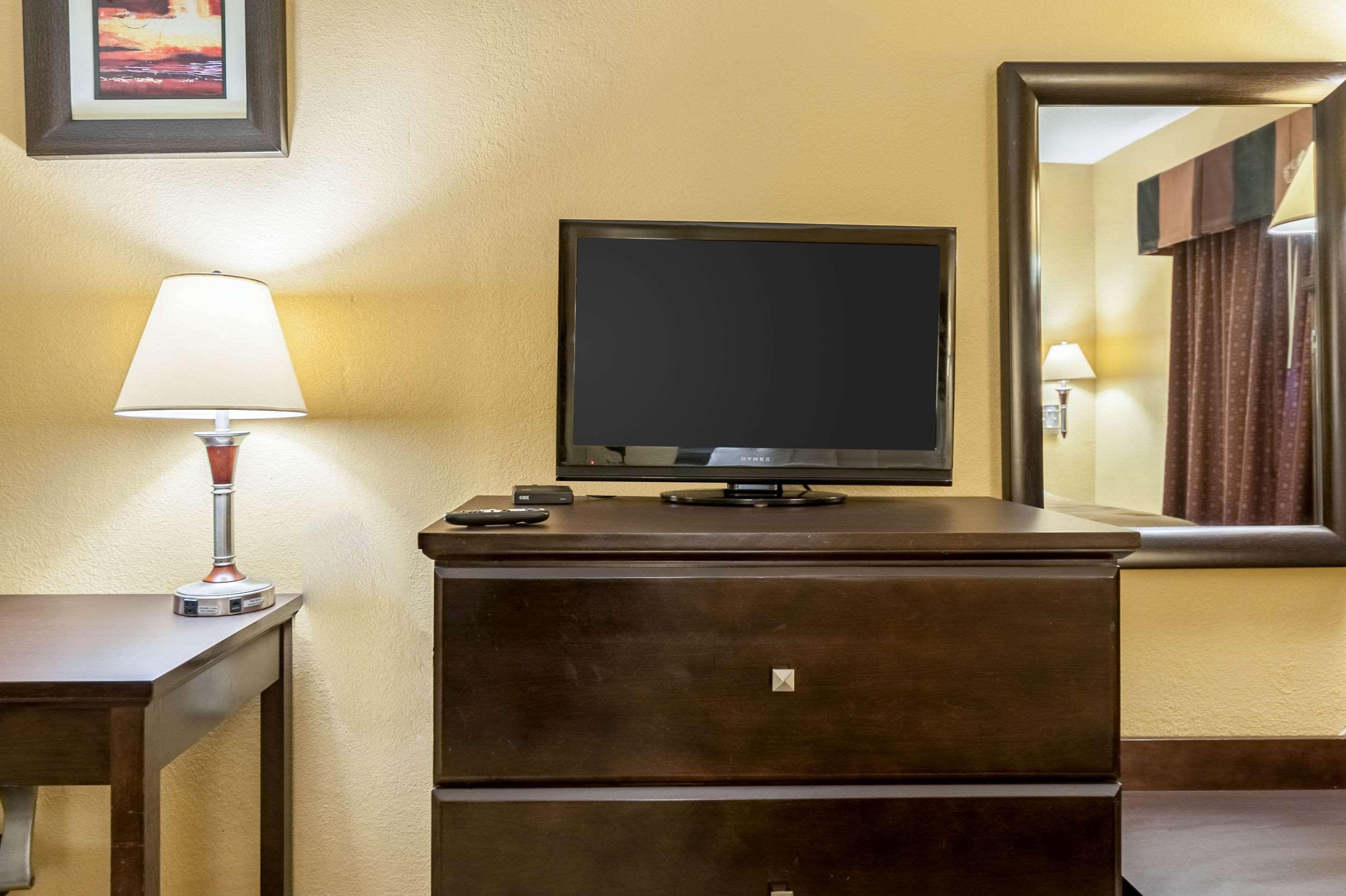 Quality Inn & Suites Lafayette Exteriör bild