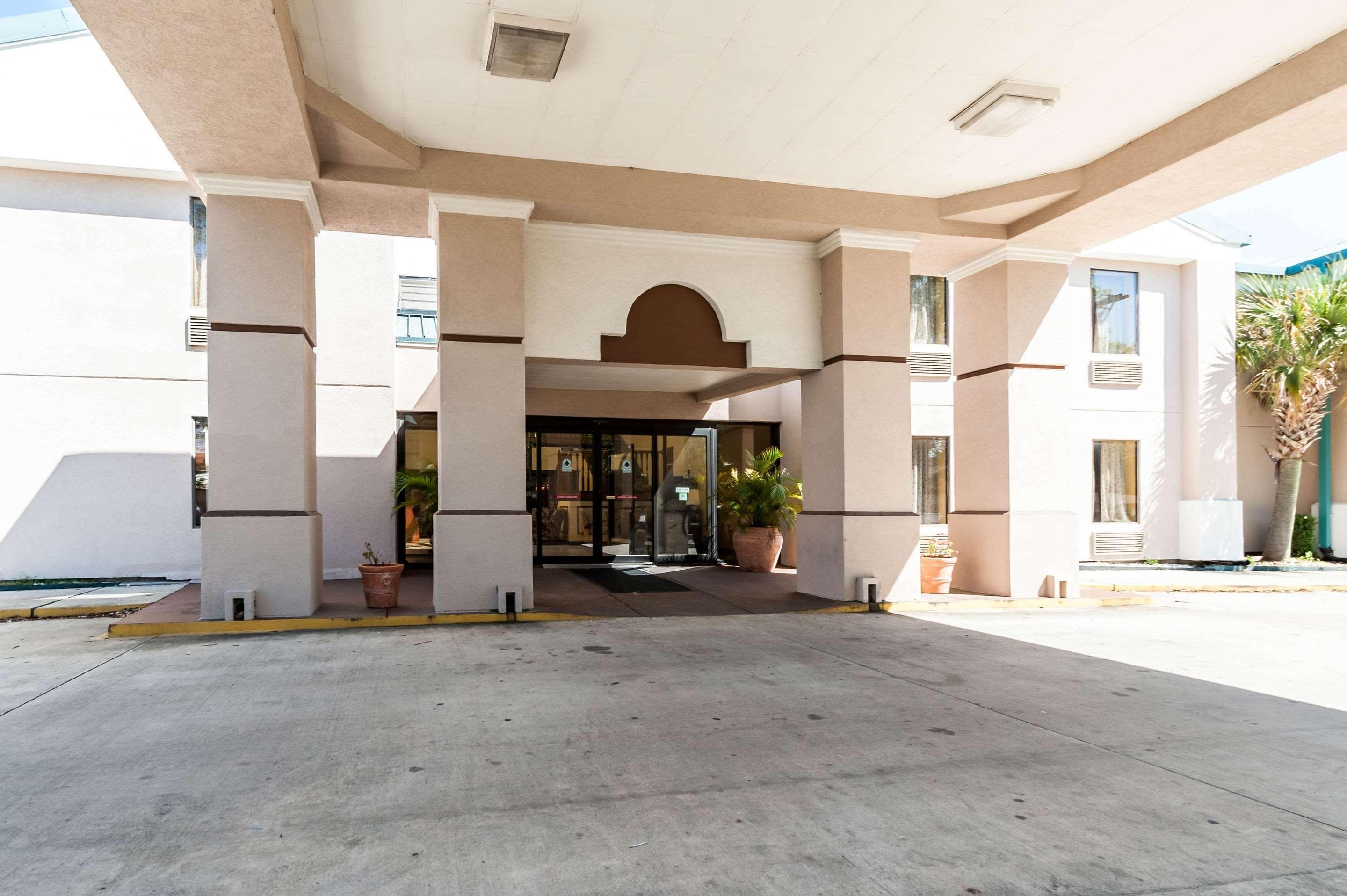 Quality Inn & Suites Lafayette Exteriör bild