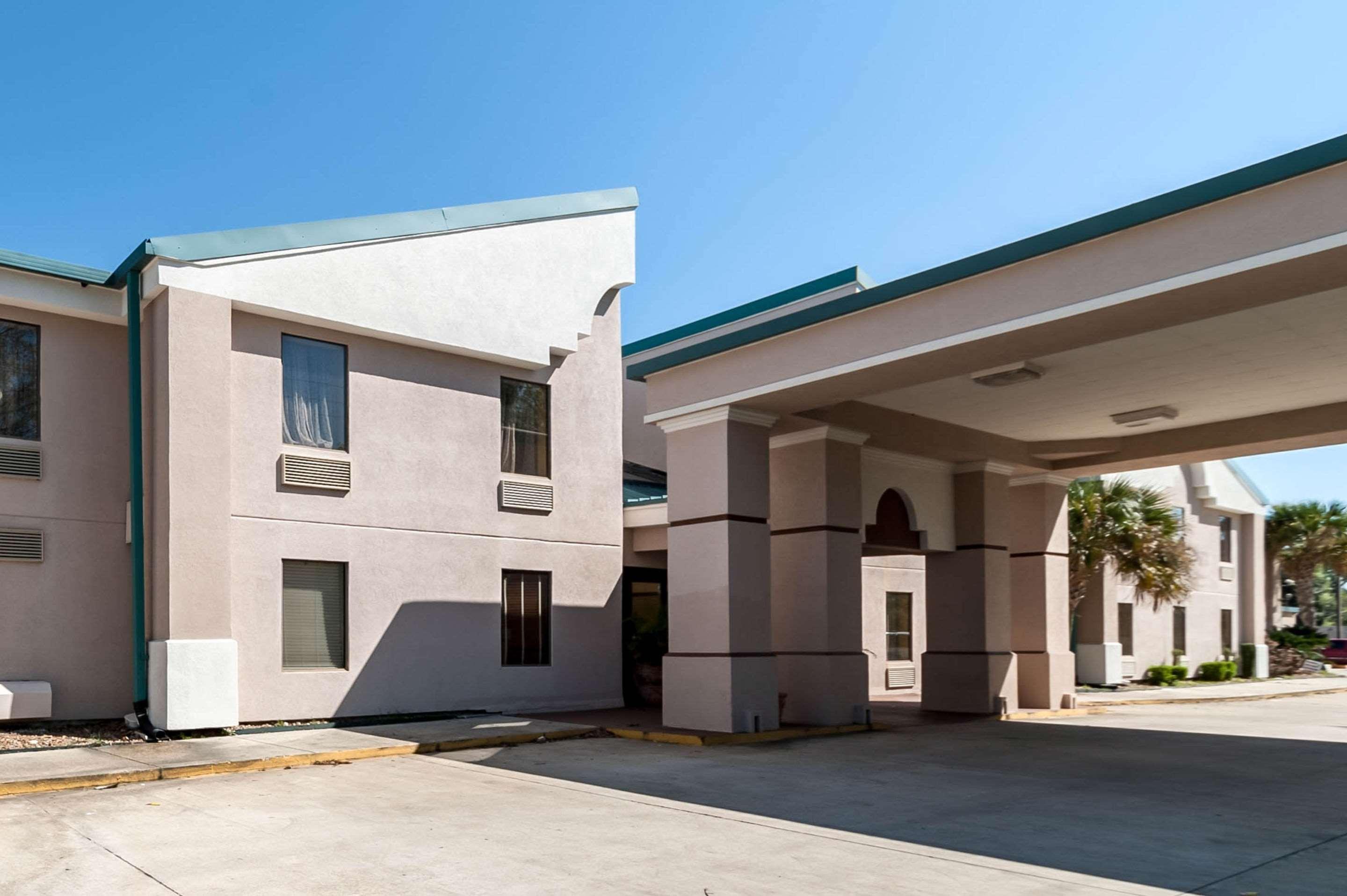 Quality Inn & Suites Lafayette Exteriör bild