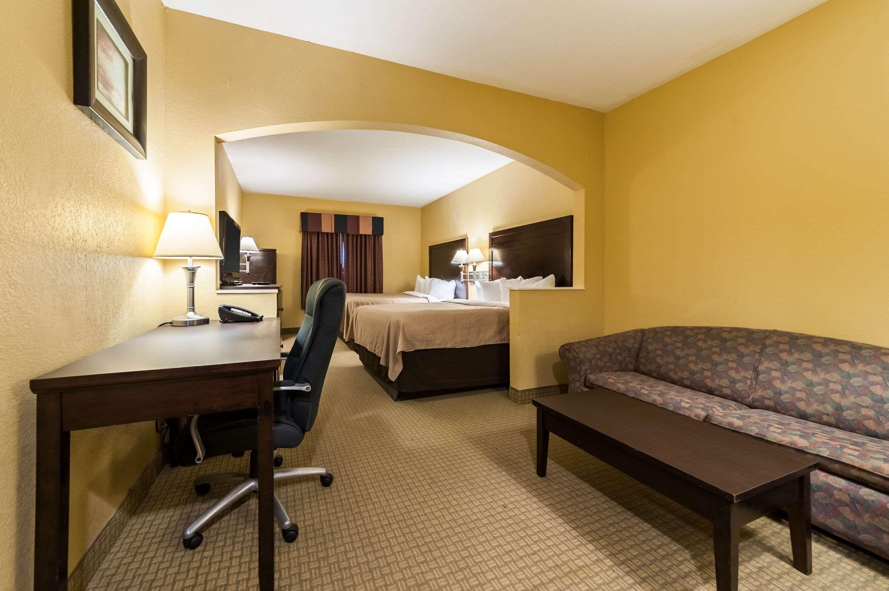 Quality Inn & Suites Lafayette Exteriör bild
