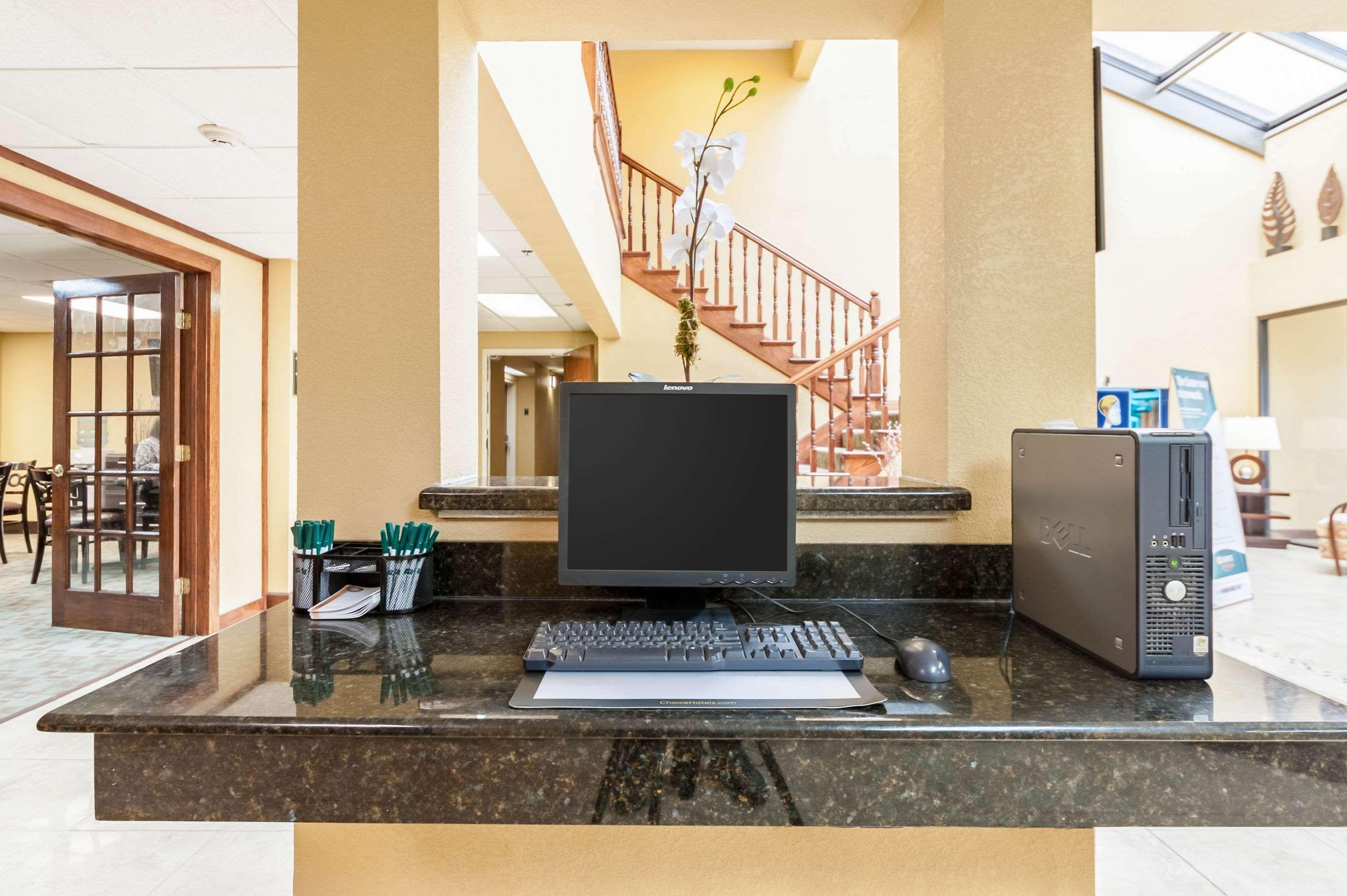 Quality Inn & Suites Lafayette Exteriör bild