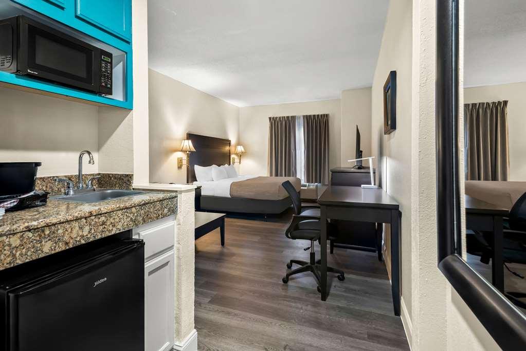 Quality Inn & Suites Lafayette Rum bild