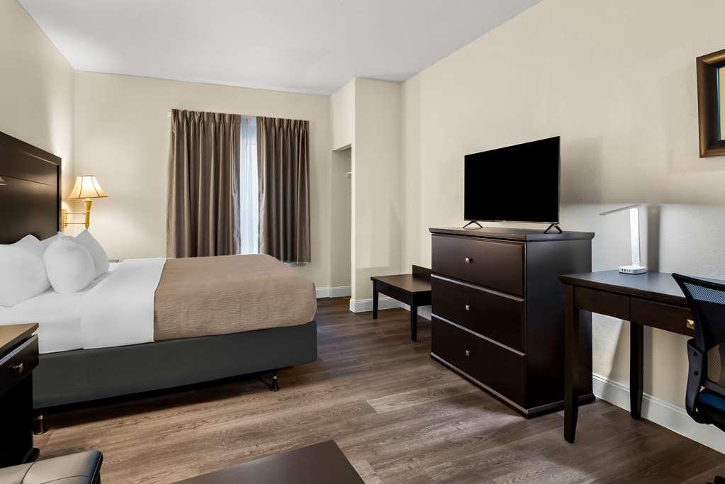Quality Inn & Suites Lafayette Rum bild