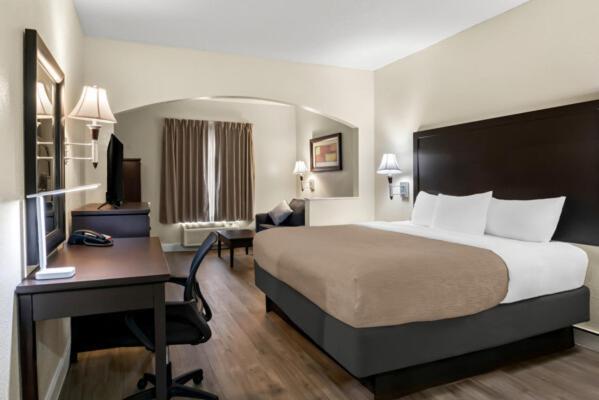 Quality Inn & Suites Lafayette Exteriör bild